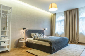 Exclusive 3 Bedroom Top-Notch Flat, GREAT LOCATION